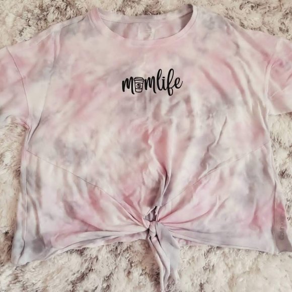 momlife tshirt (tie dye) (Calvin Klein) - Picture 1 of 1